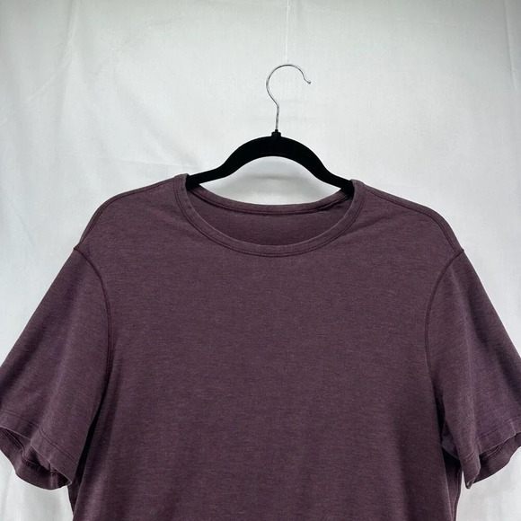 Lululemon Shirt Mens Size M Crewneck Short Sleeve Jersey Heather Purple - Picture 3 of 10